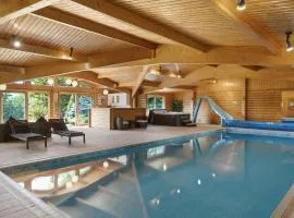 Country House - Pool Hot Tub Tennis Courts Gym