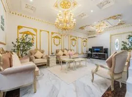The Noble Bungalow, 18pax 5R4B near Datuk Keramat, KL Pavilion