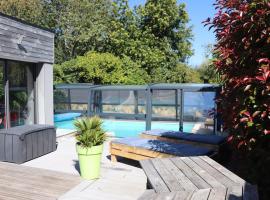 plénitude bretonne piscine jacuzzi massage, hotel i Rédené