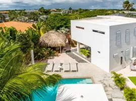 Villa Caribe Royal - Luxe villa tot 8 personen Jan Thiel, Curaçao