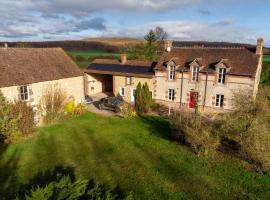 Le Petit Haras - Collection Idylliq、Saint-Léger-sur-Sartheのホテル