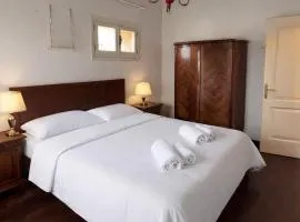 A 5 min da Bassano Camera con Bagno Privato e Area Fitness