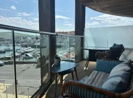 2 Bed in West Bay oc-wy487