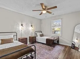 Sunwoven Townhouse half a mile to downtown! townhouse