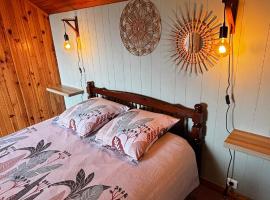 Maison Ar Vro 12 au cœur de la Bretagne, hotel di Pleyben