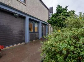 Moffat Apartment with Hot Tub