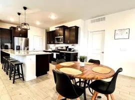 New and Modern 4BR Home in Casa Grande