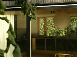 Architectural Retreat On North Zealand's Coast, hotel u gradu 'Dronningmølle'