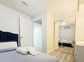 Garden Ave Suite 1 Mins to Hwy403