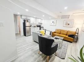 Garden Ave Suite 1 Mins to Hwy403