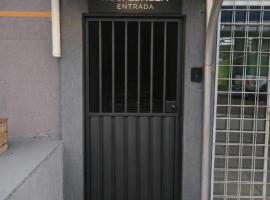 Hospedagem Rodoviária dos Colonos: Cacoal şehrinde bir otel