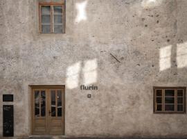 flurin Suites，格洛倫薩的飯店