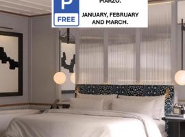 Hotel Tres Reyes San Sebasti&aacute;n: San Sebasti&aacute;n'da bir otoparklı otel