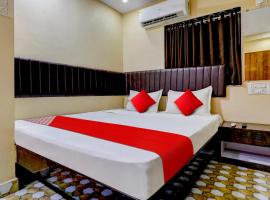 Flagship Hotel Sunshinne Residency, hotel en Boisar