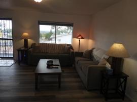 245 Head St: Camp Verde şehrinde bir otel