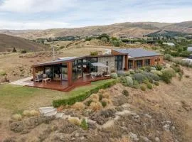 Vino and Views - Bannockburn Holiday Home