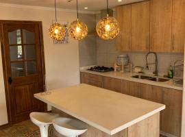 Casa Amplia en Pichilemu a 5 min de Punta de Lobos, hotel i Chacurra