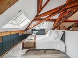 Appartement Chaleureux et Moderne sous les toits du Château 8pers