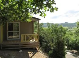 Chalet cosy avec terrasse à Vogüé - API-1-52-1393
