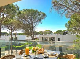 Aqua Bliss Apartment 296 - Happy Rentals, Hotel in Mullini i Danit