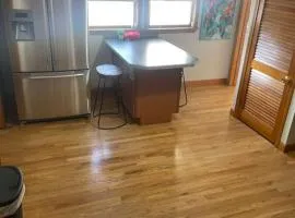 Homestay Near Savin Hill Station Area