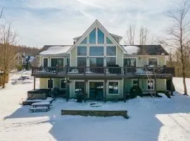 Happy Hoursss....Hideaway