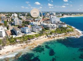 Stunning Ground Floor Apt with Ocean Views, hotel a Cronulla