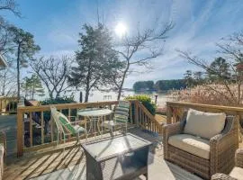 Potomac River Haven with Private Beach, Dogs Welcome