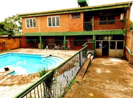 Posada Familiar ELDORADO, Hotel in Eldorado