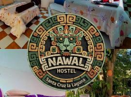 Viesnīca Nawal Hostel pilsētā Santakrusa La Laguna