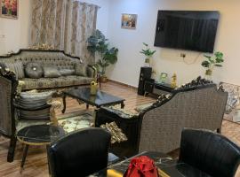 B and L, hotel a Madina