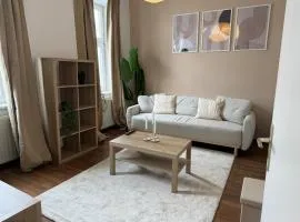 Studio, central, Prater, Schwedenplatz