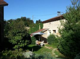 Charmant Gîte avec Jardin aux Portes d'Épinal, Idéal Couples ou Séjours Pro, Proche Commerces et Nature - FR-1-589-278, hotel a Chantraine