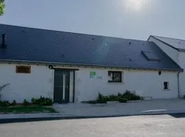 Gîte spacieux et rénové avec jardin, proche châteaux de la Loire, pour 10 pers. - FR-1-590-361