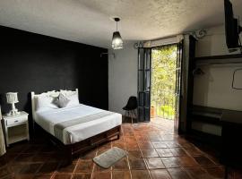 GRUPO MARMIL, hotel en San Juan