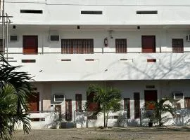 RVS BIRDLAND STAYCATION