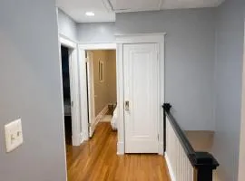 The Elegant Spring House Loft