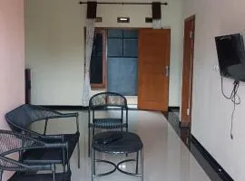 Villa Oentoeng 2 Batu City 3 Rooms