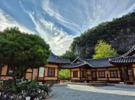 정선의 맑은 계곡에서 힐링하세요 10인 이상 전용