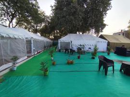 Sangam Cottage and Homestay, luksustelt i Prayagraj
