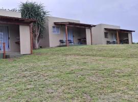 Sunset Safari Camp at Hluhluwe Game Park – hotel w mieście KwaNompondo