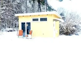 Cozy cottage close to nature and city