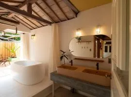 鳴門の小さな古民家一棟貸し