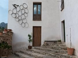 Cal Guixater, hotel em Juncosa