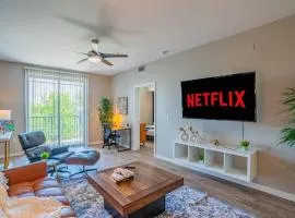 Steps to ASU & Sloan Park Pool Gym Parking WD