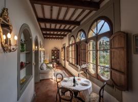 Tuscan Romance - Pool, Panoramic Views and Relax, hotel din Pescia