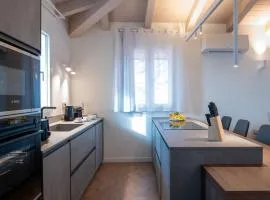 AURA - Seta di Lago - Love Italy Homes