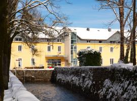 Carré Py' Hôtel, hotelli kohteessa Bagnères-de-Bigorre