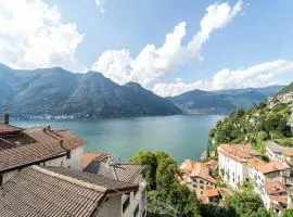 Apartment on the waterfall with a view and Wifi