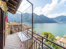 Apartment on the waterfall with a view and Wifi